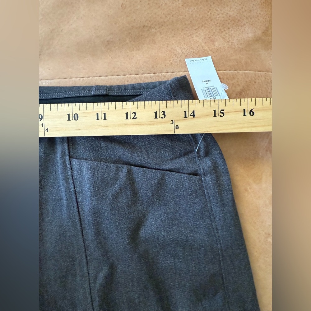 NWT Old Navy Dark Gray Pull On Dress Pants Size M Petite Wide Leg - Picture 4 of 8